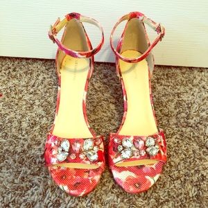 Liz Claiborne Floral Heels Size 8